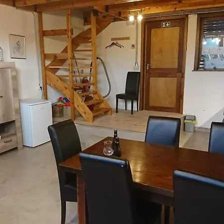 Cosy Holiday House
